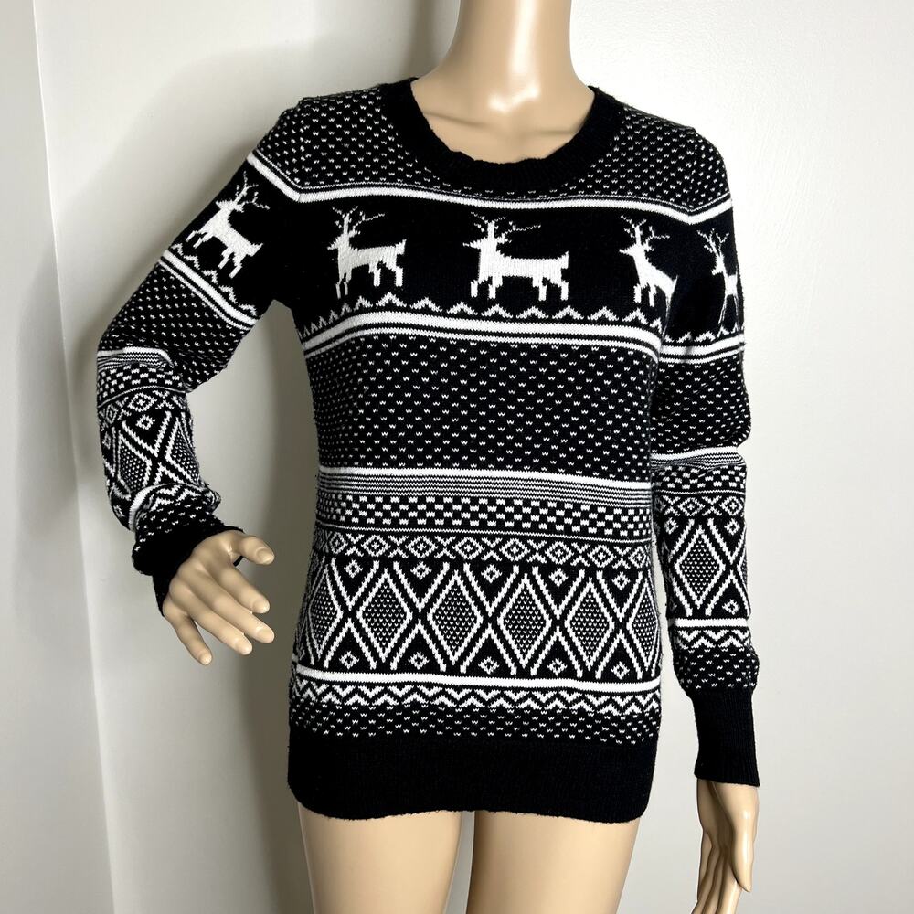 Old Navy Reindeer Faire Isle Crewneck Sweater